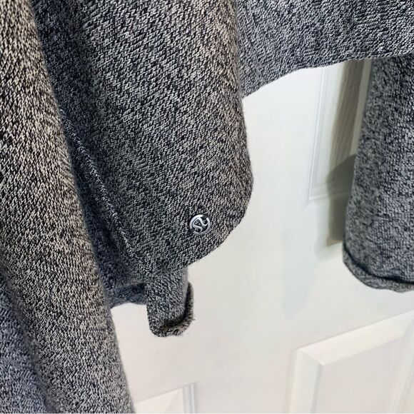 Lululemon Black Live Freely Scarf Shawl Cardigan Gray Wrap OS - Picture 7 of 10